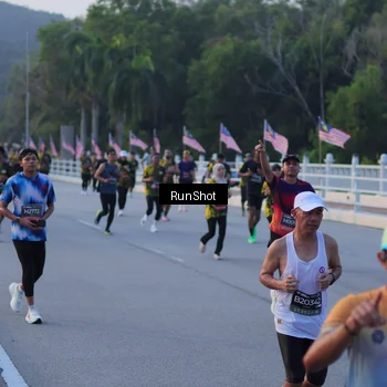 Runner Photo 7107764
