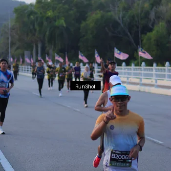Runner Photo 7107765
