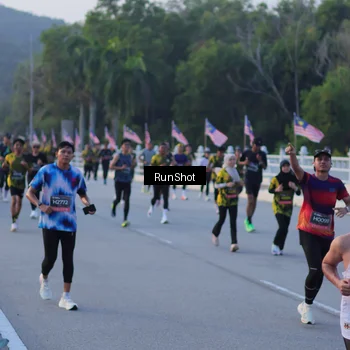 Runner Photo 7107768