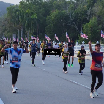 Runner Photo 7107770