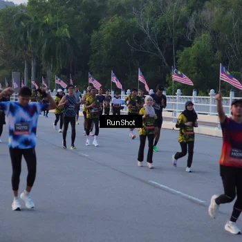 Runner Photo 7107771
