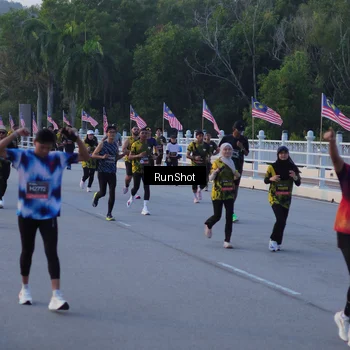 Runner Photo 7107778