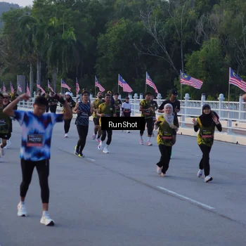 Runner Photo 7107780