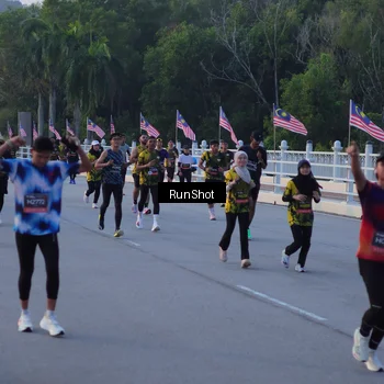 Runner Photo 7107783