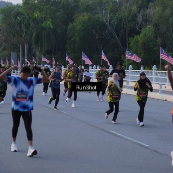 Runner Photo 7107784