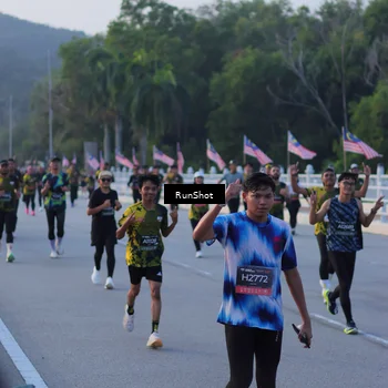 Runner Photo 7107799