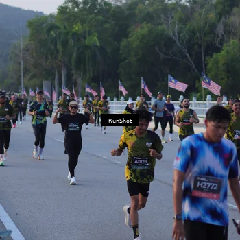 Runner Photo 7107806