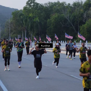 Runner Photo 7107810