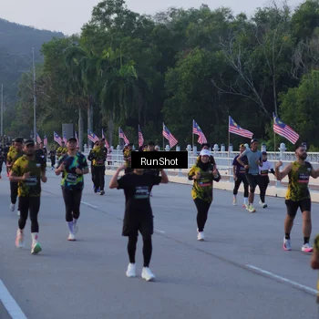 Runner Photo 7107811
