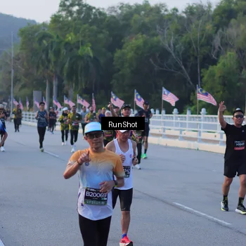 Runner Photo 7107817