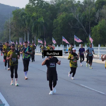 Runner Photo 7107820