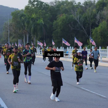 Runner Photo 7107821