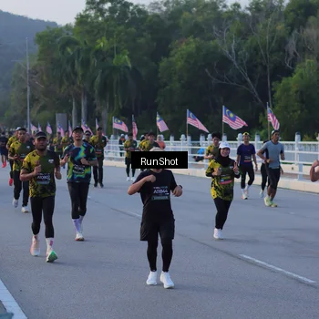 Runner Photo 7107822