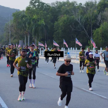 Runner Photo 7107823