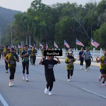Runner Photo 7107828