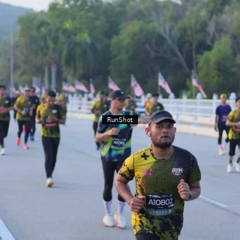 Runner Photo 7107835