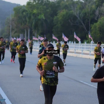 Runner Photo 7107836