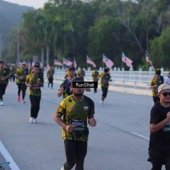 Runner Photo 7107841