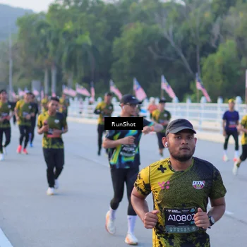 Runner Photo 7107842