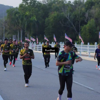 Runner Photo 7107851