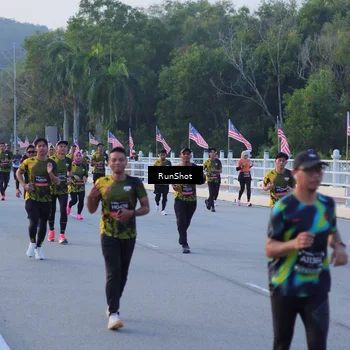 Runner Photo 7107861