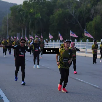Runner Photo 7107882