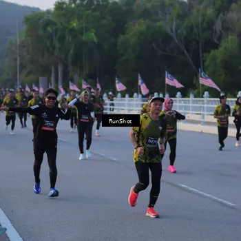 Runner Photo 7107886
