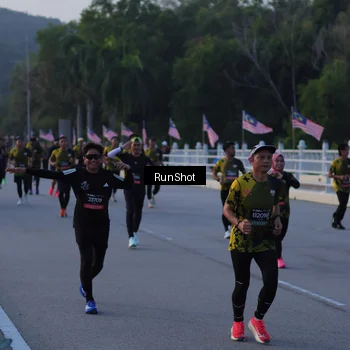 Runner Photo 7107887