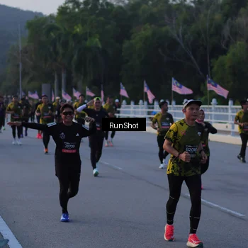 Runner Photo 7107892