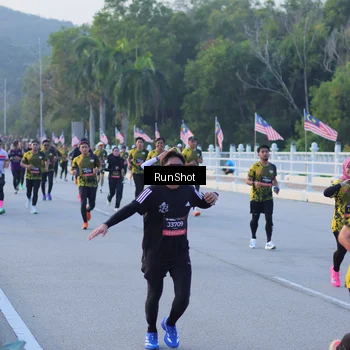 Runner Photo 7107900