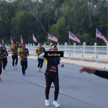 Runner Photo 7107916