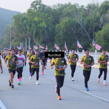 Runner Photo 7107926