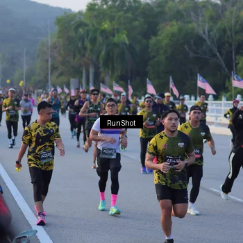 Runner Photo 7107951