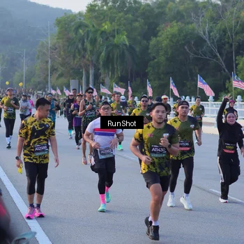 Runner Photo 7107956