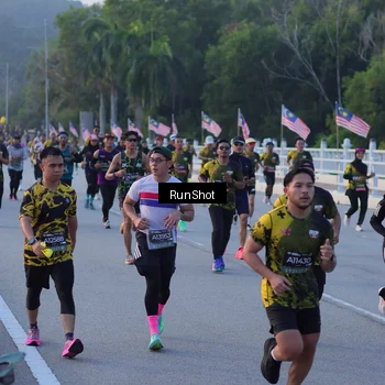 Runner Photo 7107958