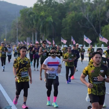 Runner Photo 7107960