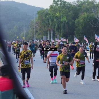 Runner Photo 7107961