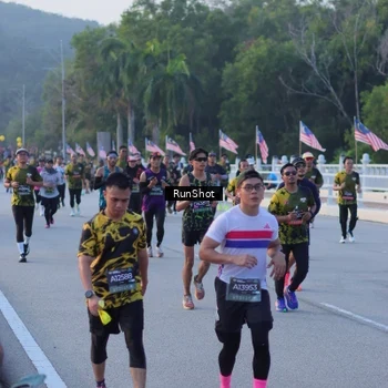 Runner Photo 7107965