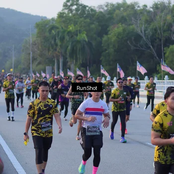 Runner Photo 7107969