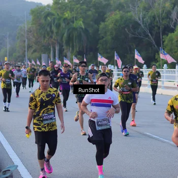 Runner Photo 7107971