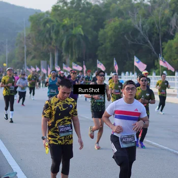 Runner Photo 7107973
