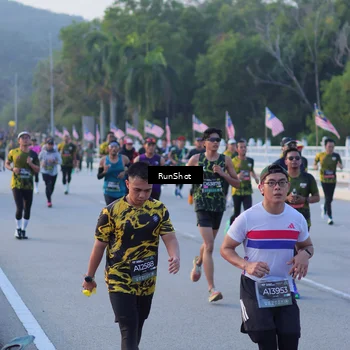 Runner Photo 7107978