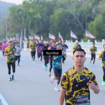 Runner Photo 7107991