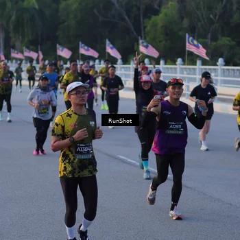 Runner Photo 7108014