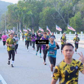 Runner Photo 7108016
