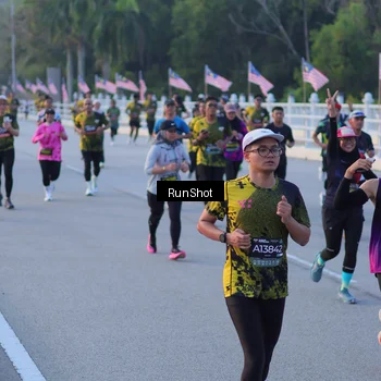 Runner Photo 7108021