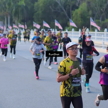 Runner Photo 7108026