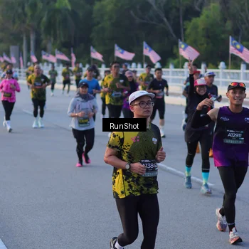 Runner Photo 7108028