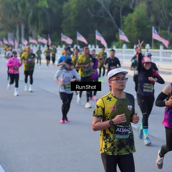 Runner Photo 7108031