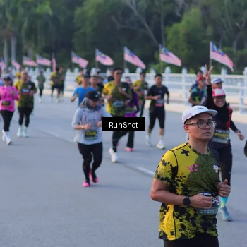 Runner Photo 7108032